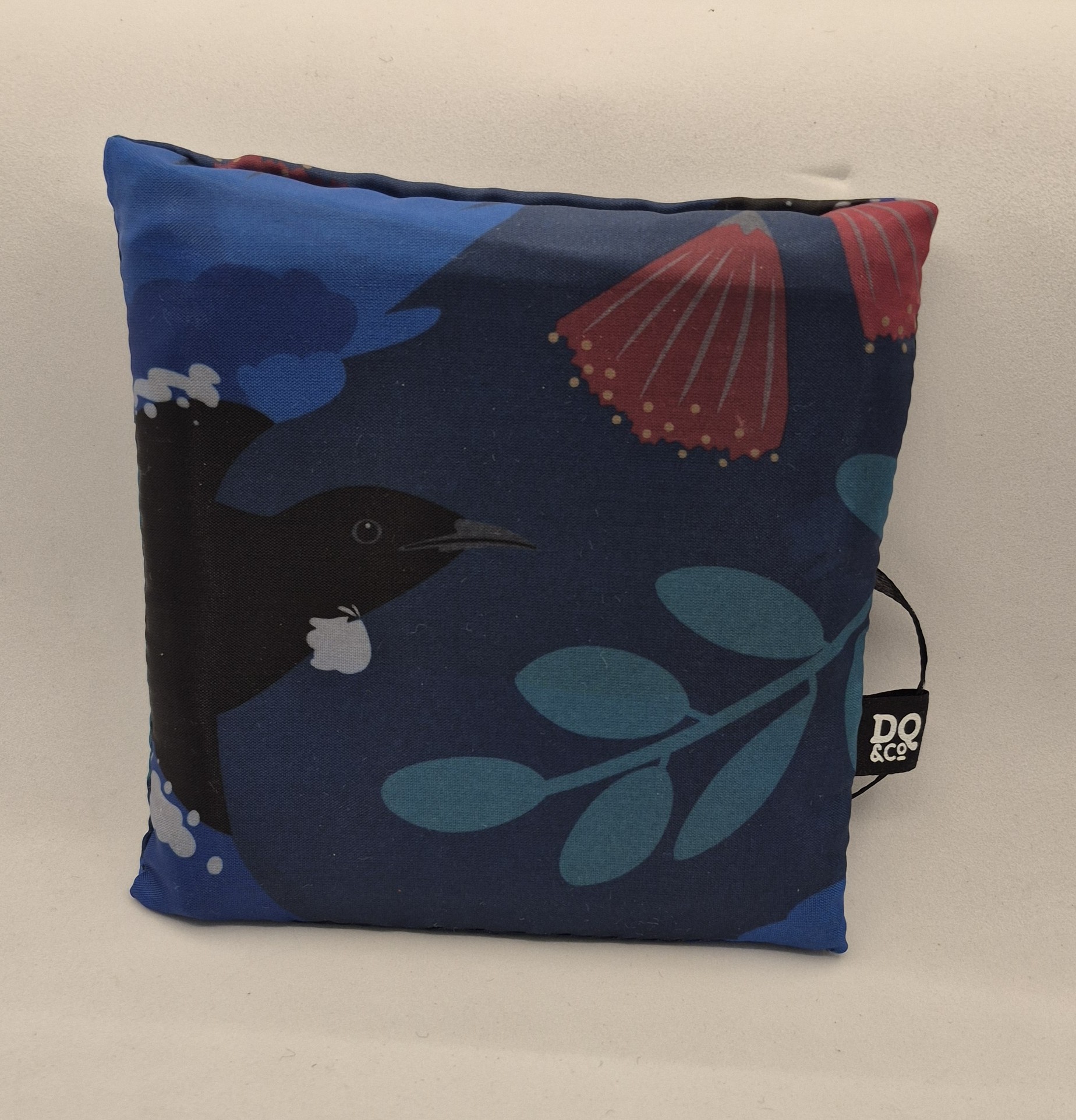 DQ fold out bag - Image 15