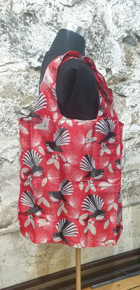 DQ fold out bag - Image 2